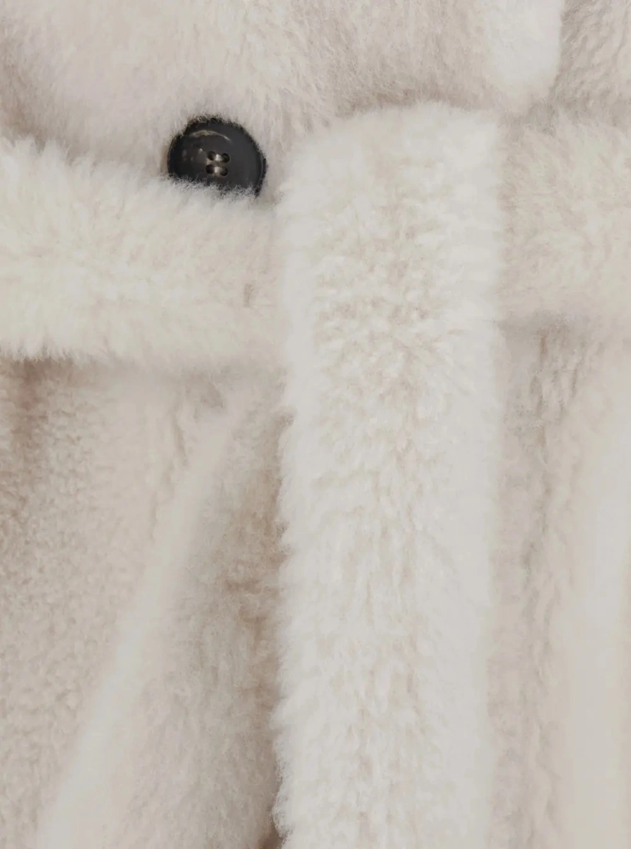Palton white Shearling coat with classic collar and waist belt in shearling for women - Img 3