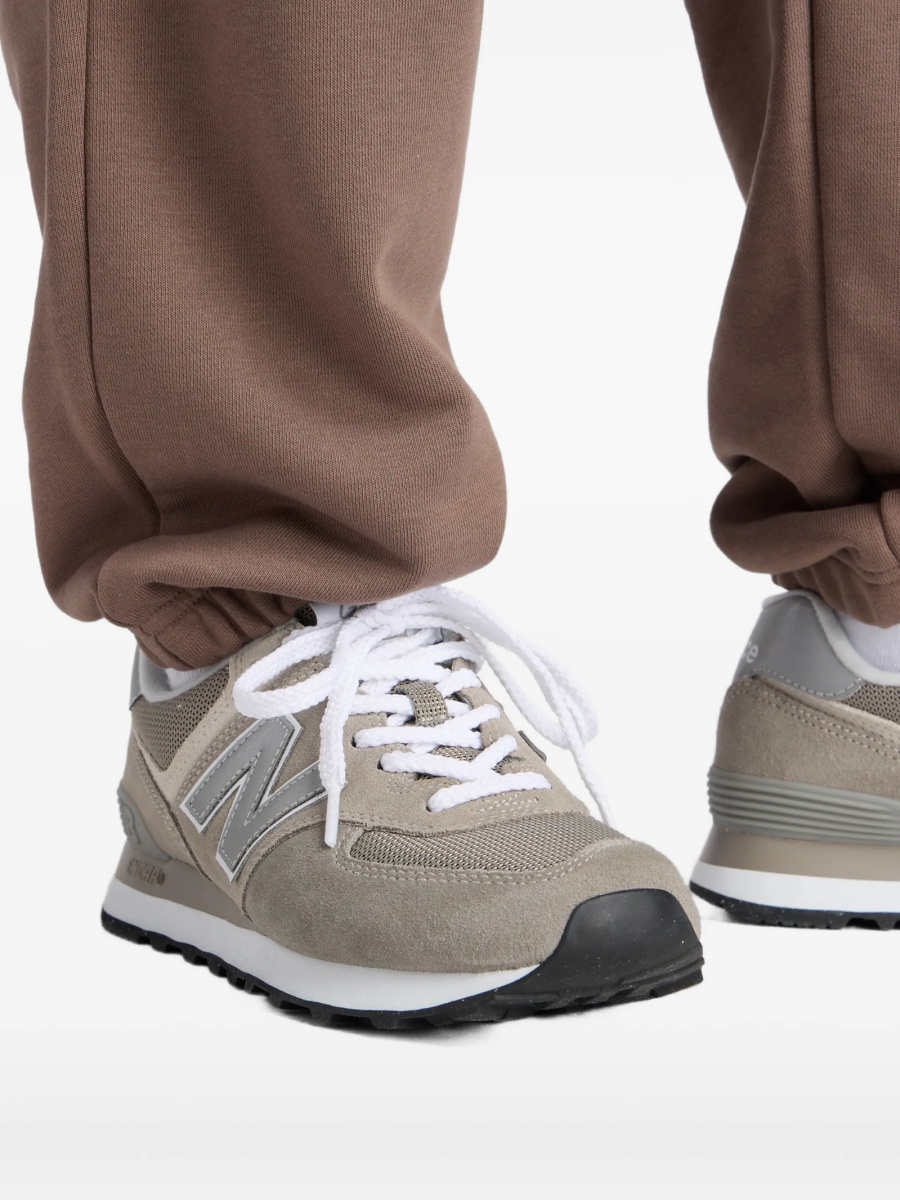 Pantaloni de trening New Balance maro - Img 5