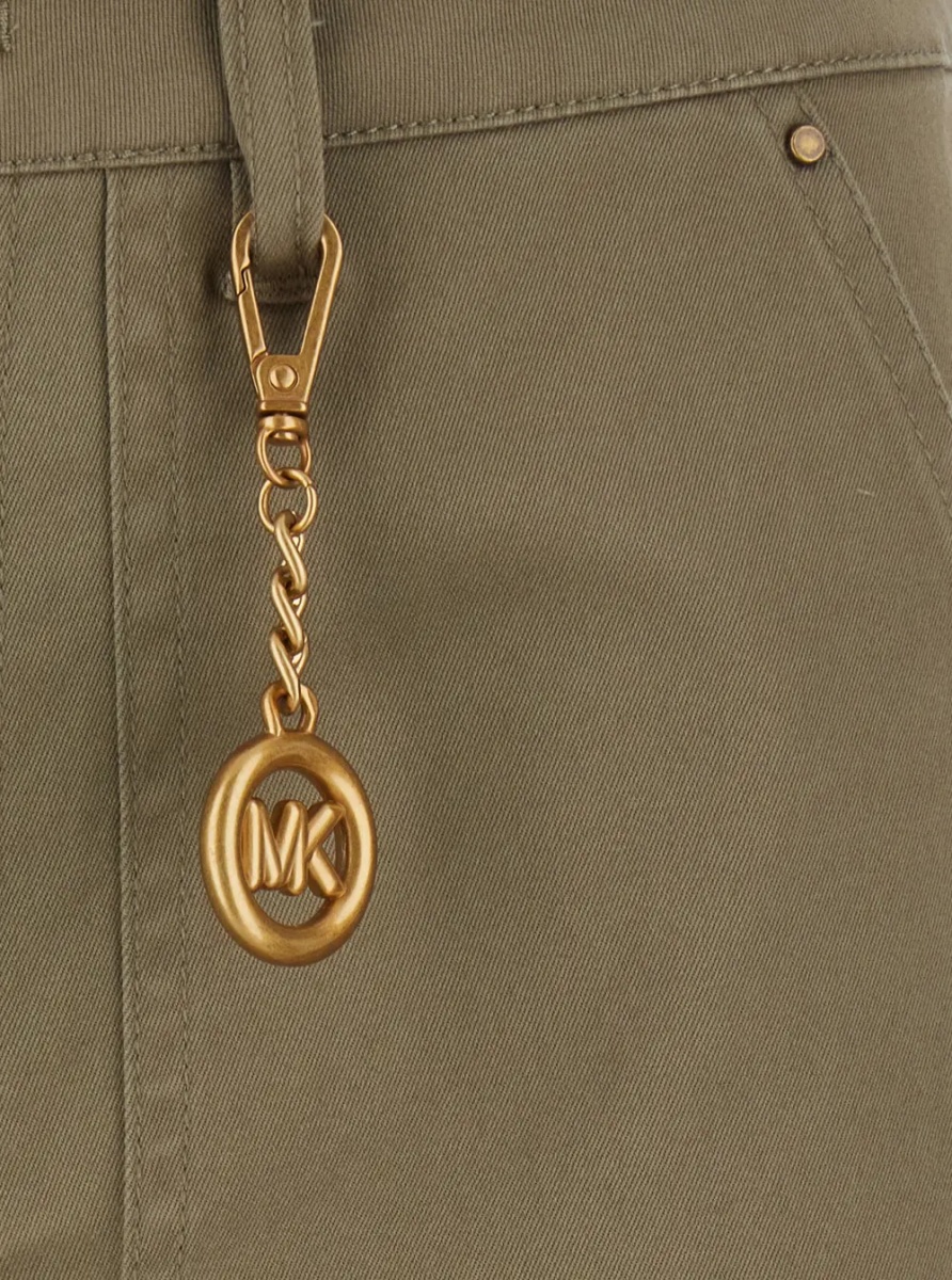Pantaloni green Cargo Pants with hanging logo plate on the front in Cotton for Women - Img 3