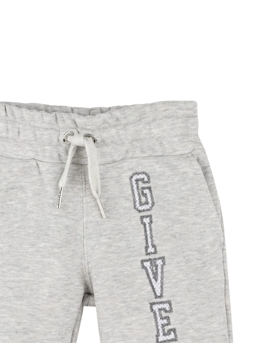 Pantaloni scurti Givenchy gri - Img 3