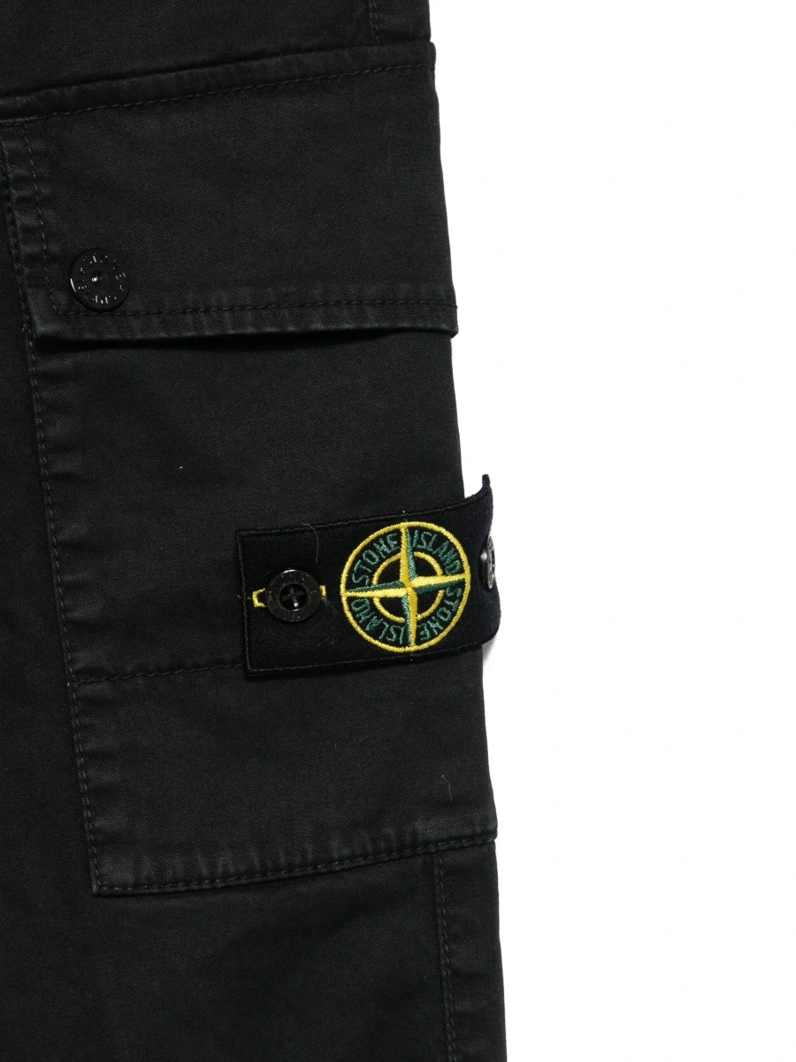 Pantaloni Stone Island negri din bumbac - Img 5