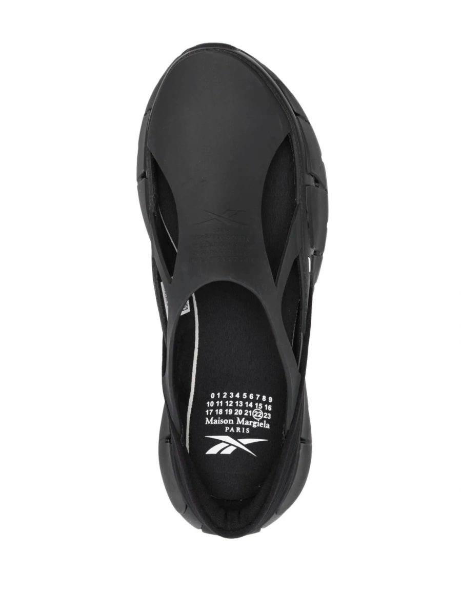 Pantofi slip-on MAISON MARGIELA X REEBOK negri din cauciuc si material textil - Img 4
