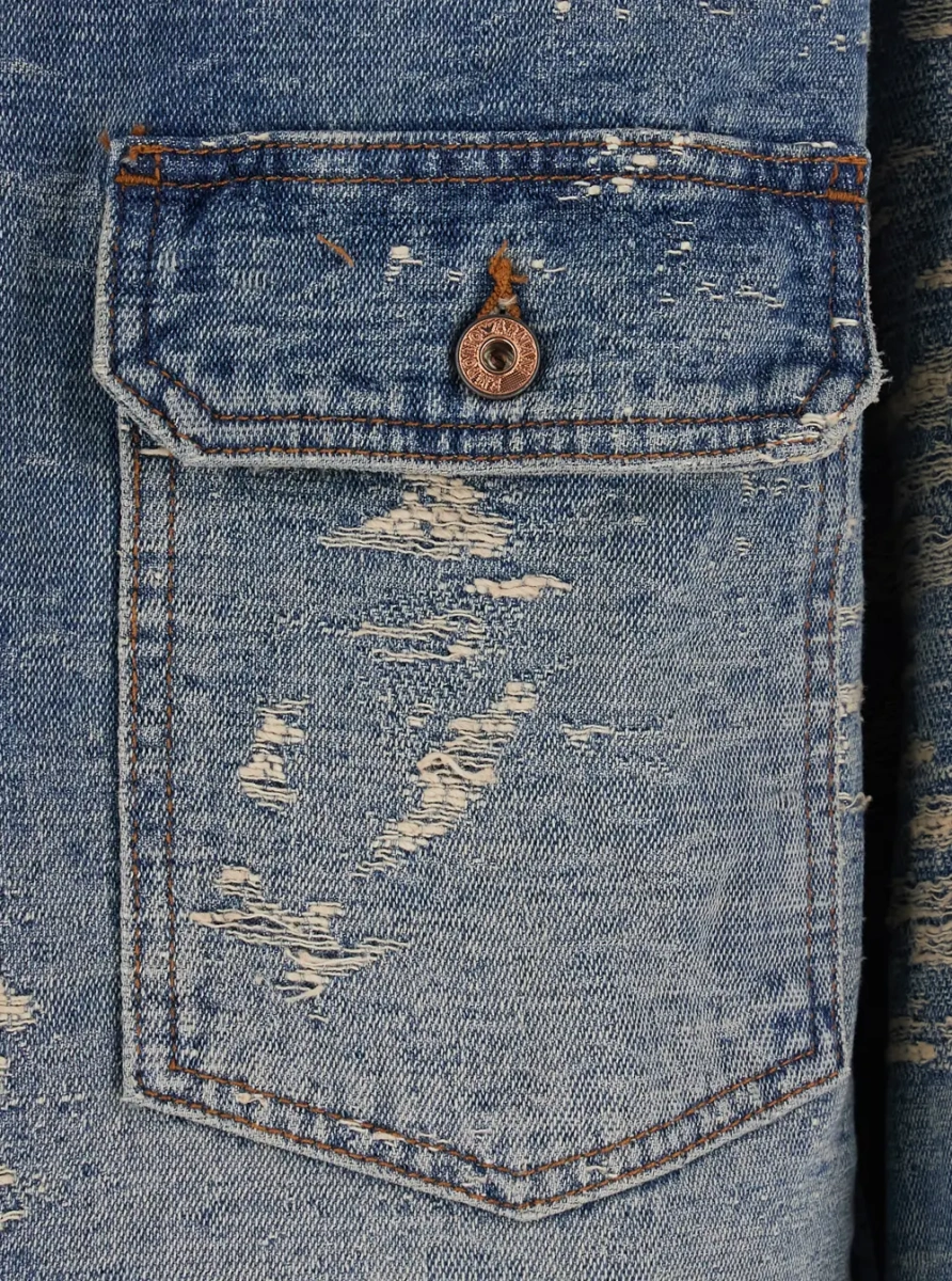 Sacou Blue jacket with faded design and all-over rips in denim for men - Img 3