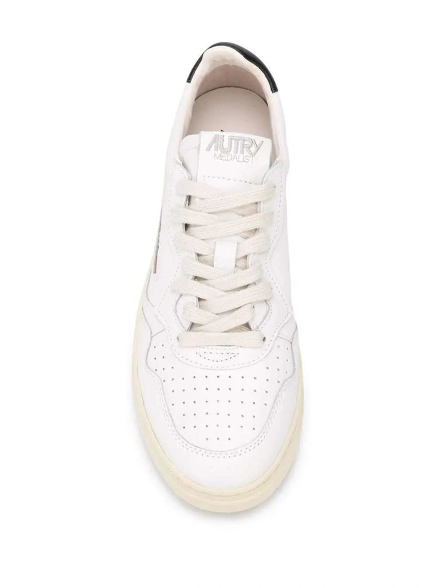 Sneakers AUTRY albi din piele 'Medalist Low' - Img 4