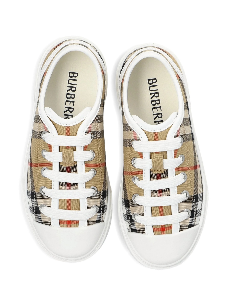 Sneakers Burberry neutri din material textil - Img 4