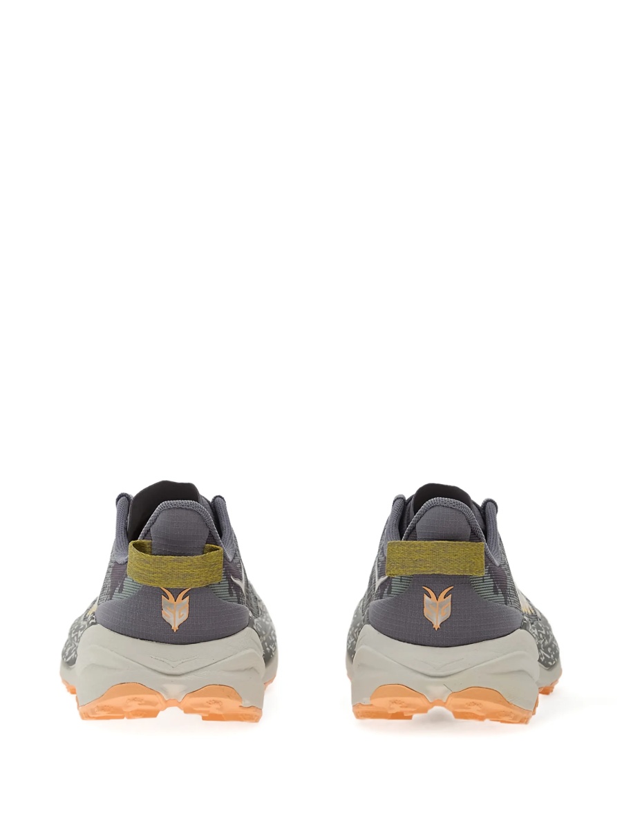 Sneakers Hoka One One gri din material textil - Img 3