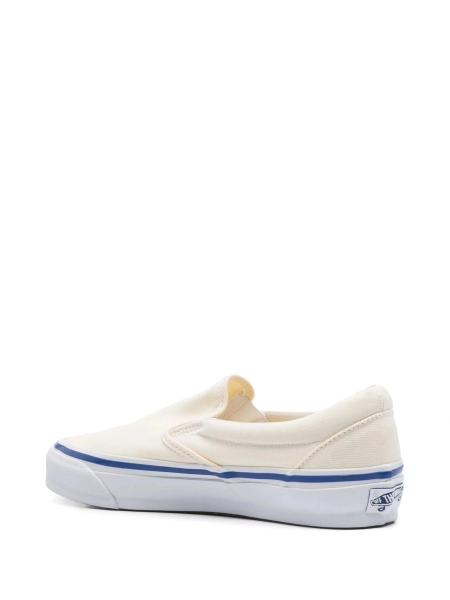 Sneakers Vans albi din material textil - Img 3