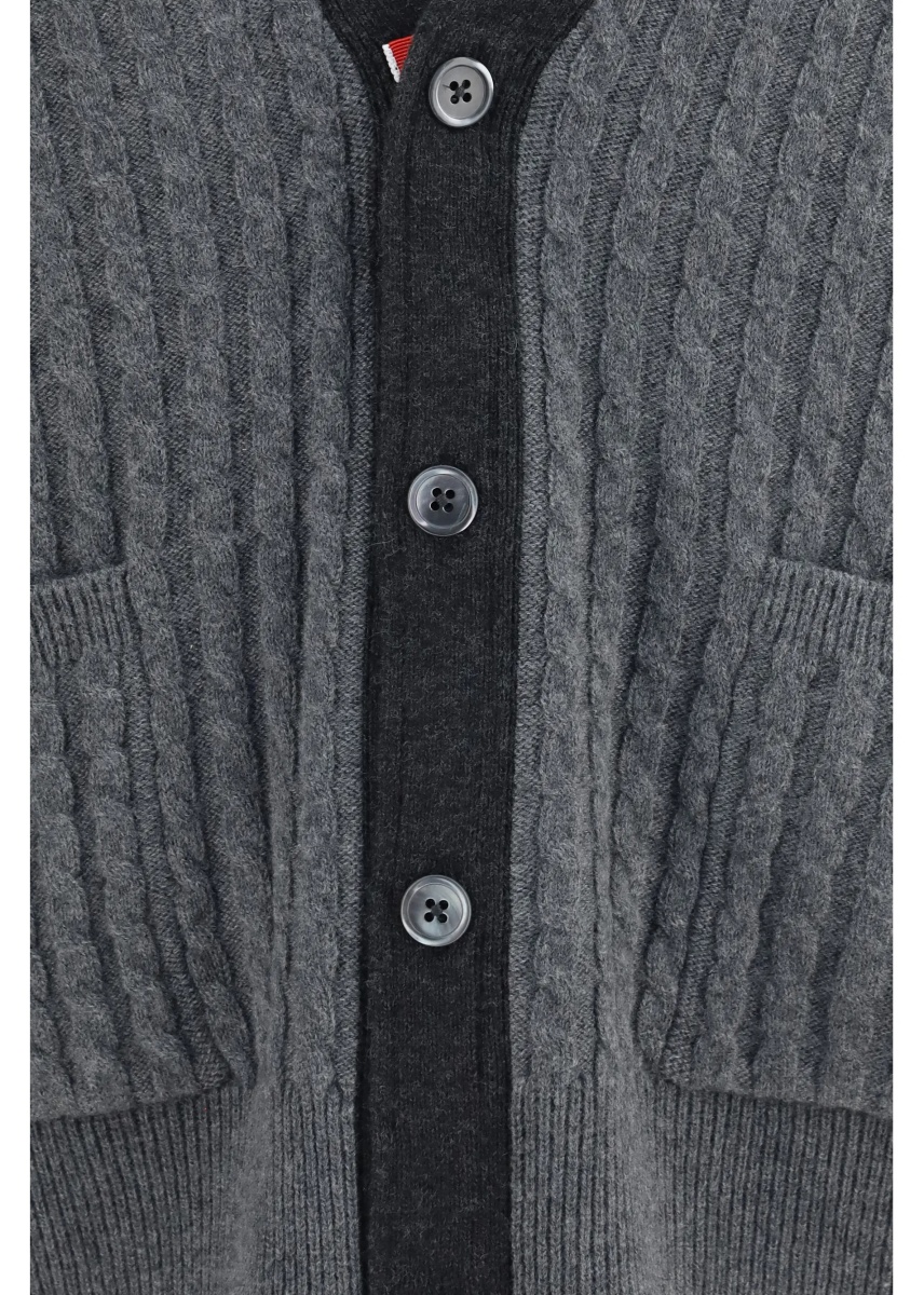 Cardigan Virgin wool V-neck Cardigan - Img 3