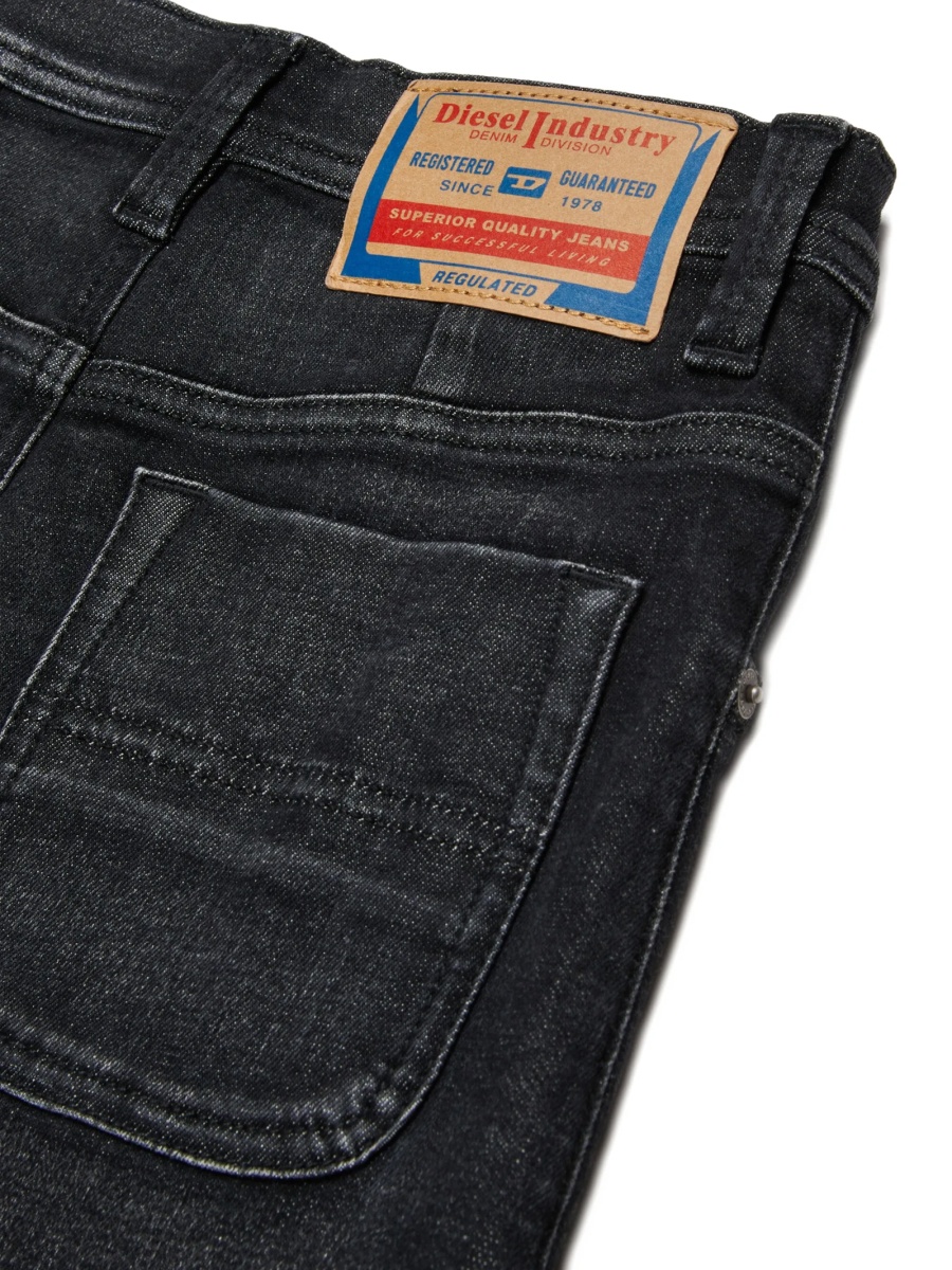Fusta Diesel neagra - Img 4