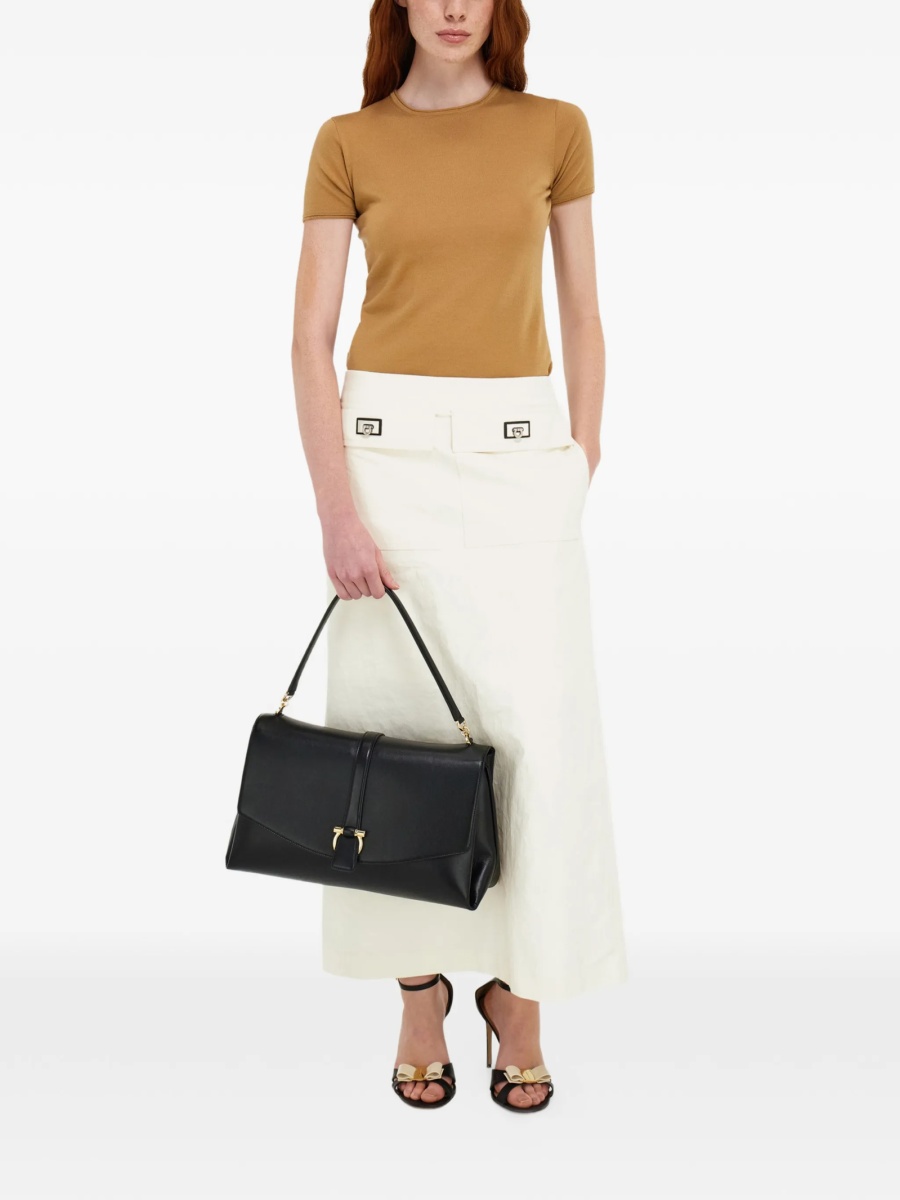 Geanta de umar Ferragamo gancini neagra din piele - Img 3