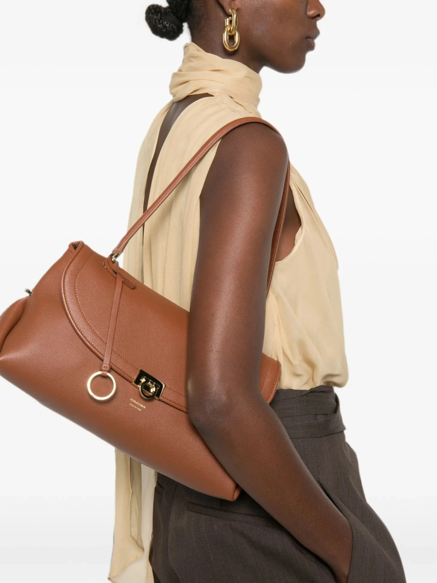 Geanta de umar Medium "Gancini" Shoulder Bag - Img 6