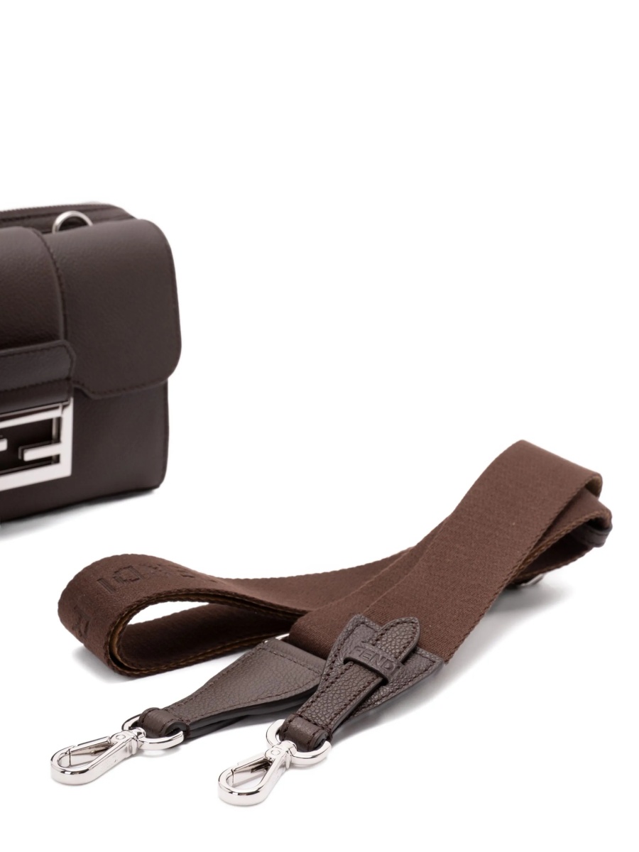 Geanta tip postas Fendi maro din metal placat cu paladium si piele - Img 5