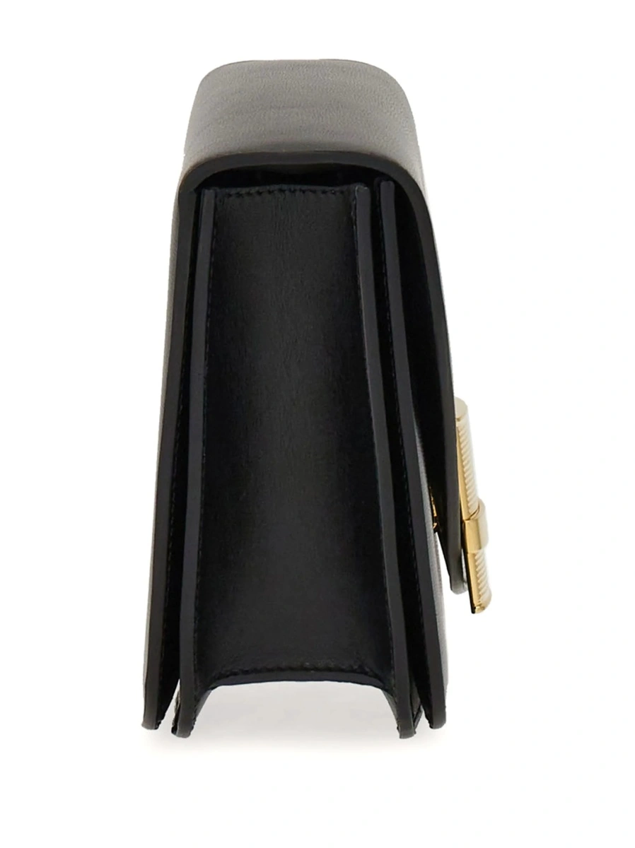 Geanta tip postas Ferragamo neagra din piele - Img 4