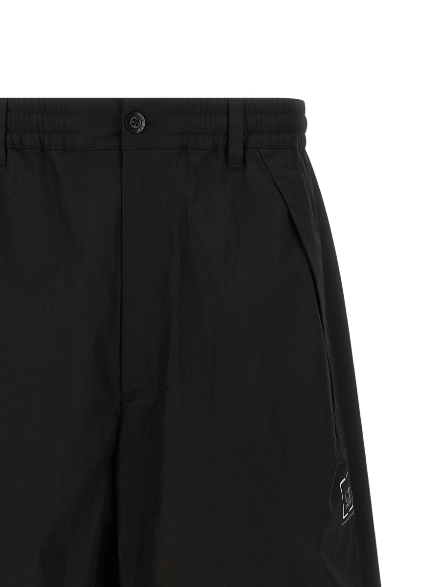 Pantaloni scurti C.P. Company negri - Img 3