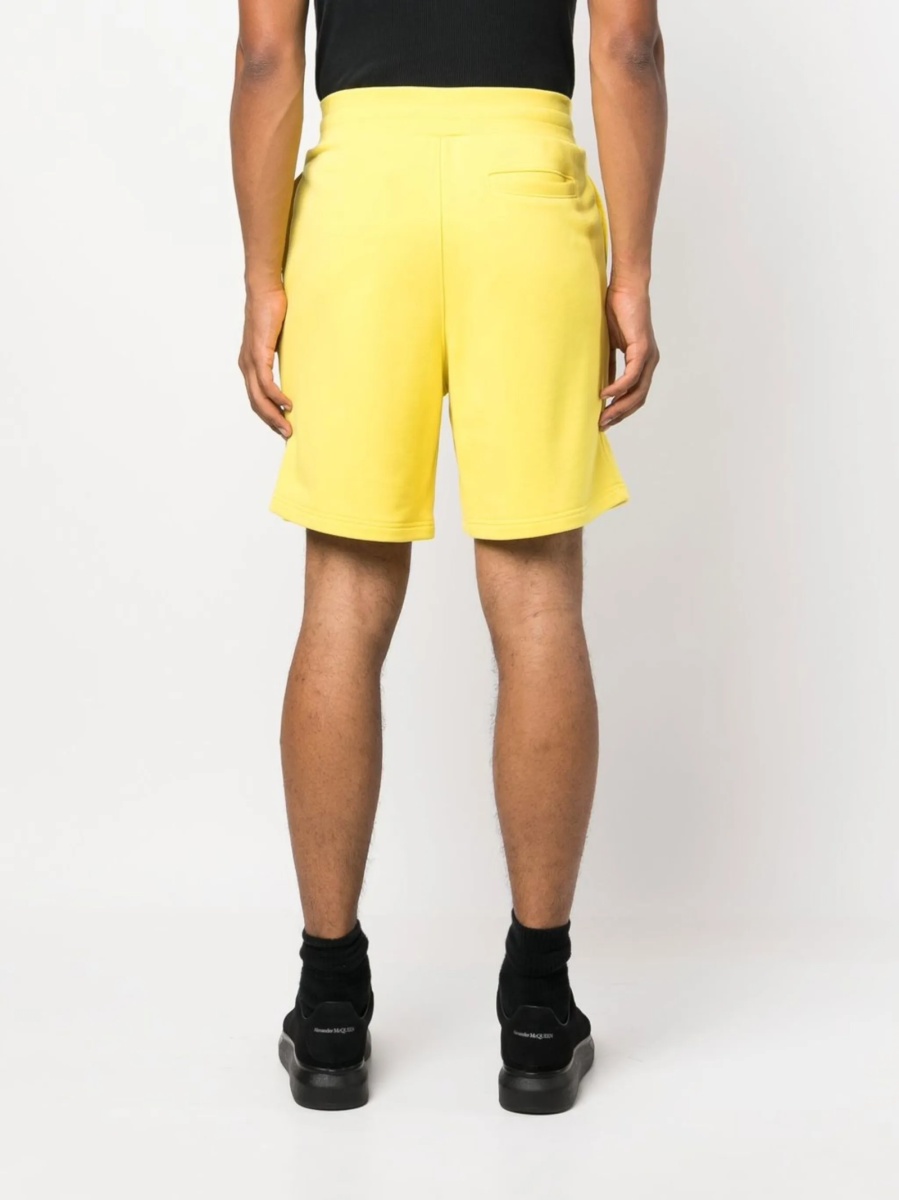 Pantaloni scurti Moschino galbeni - Img 4