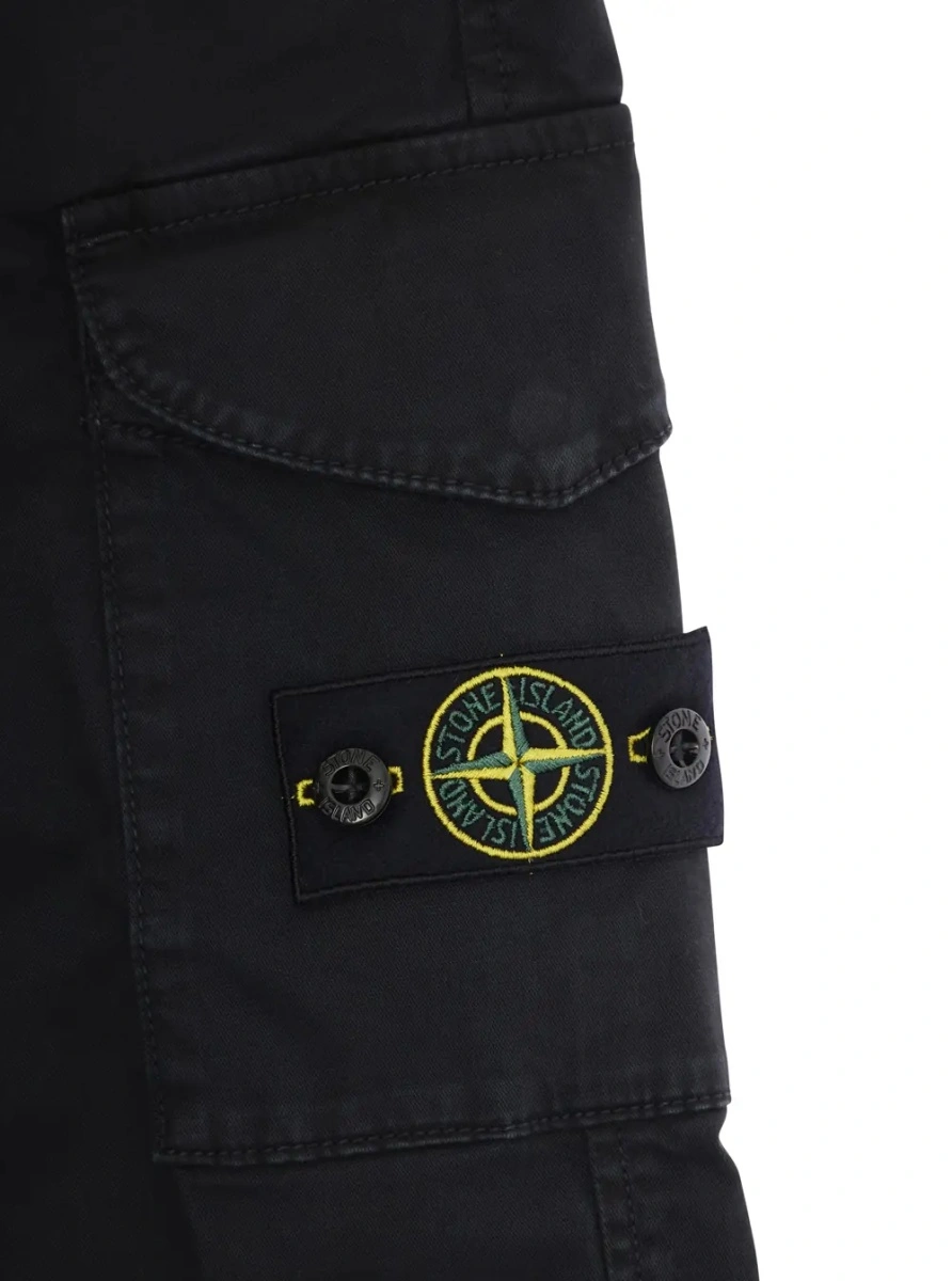 Pantaloni Stone Island negri din bumbac - Img 3