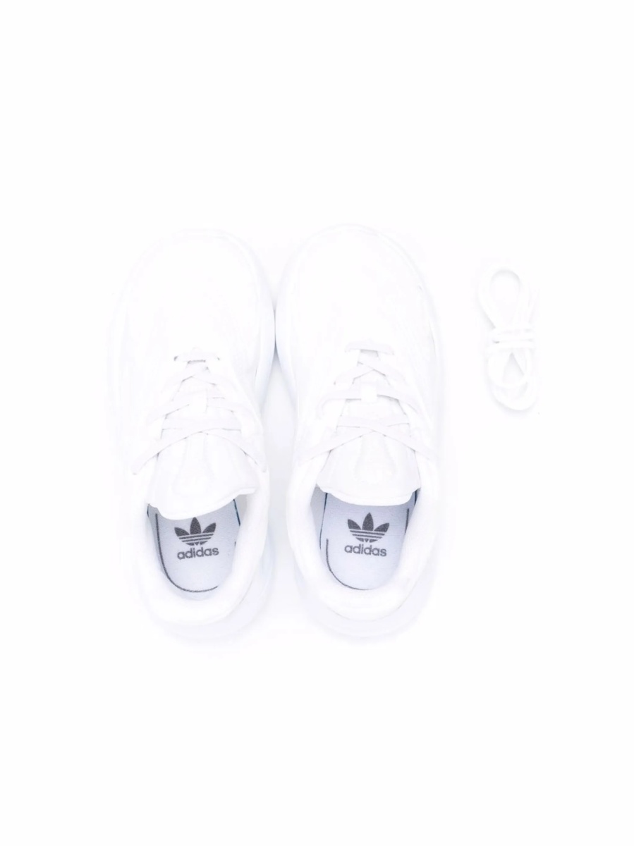 Sneakers adidas Originals albi din material textil - Img 3