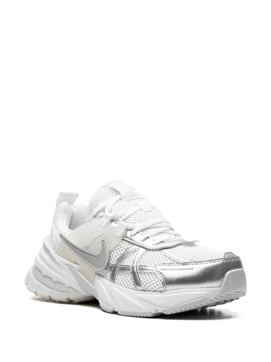 Sneakers Nike albi din material textil - Img 2