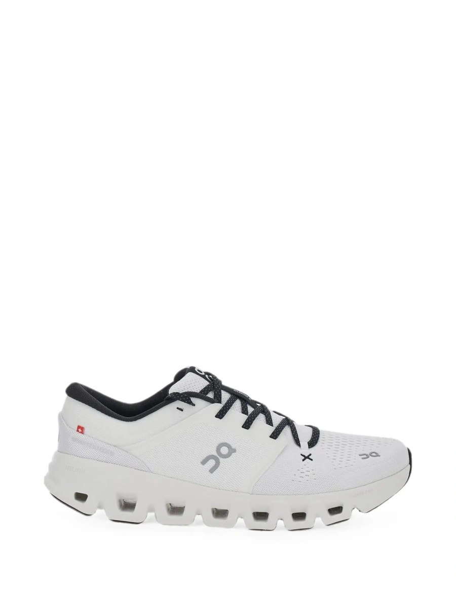 Sneakers On albi din material textil 'Cloud X5' - Img 8