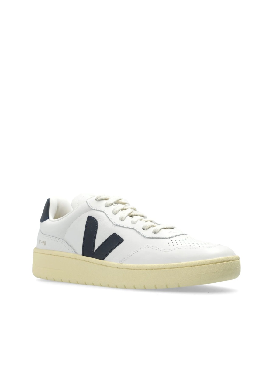 Sneakers VEJA albi din piele - Img 4