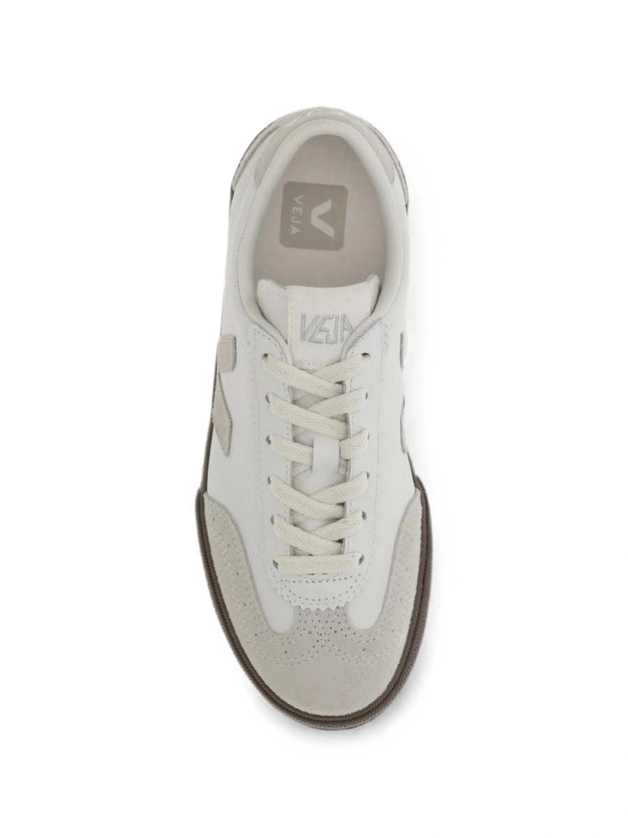 Sneakers VEJA albi din piele - Img 3
