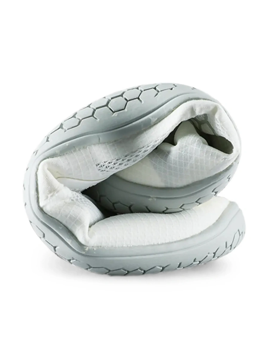 Sneakers Vivobarefoot albi din poliester reciclat - Img 5