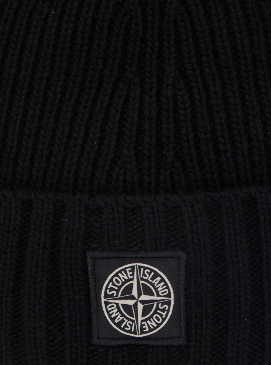 Caciula Stone Island neagra din lana - Img 3