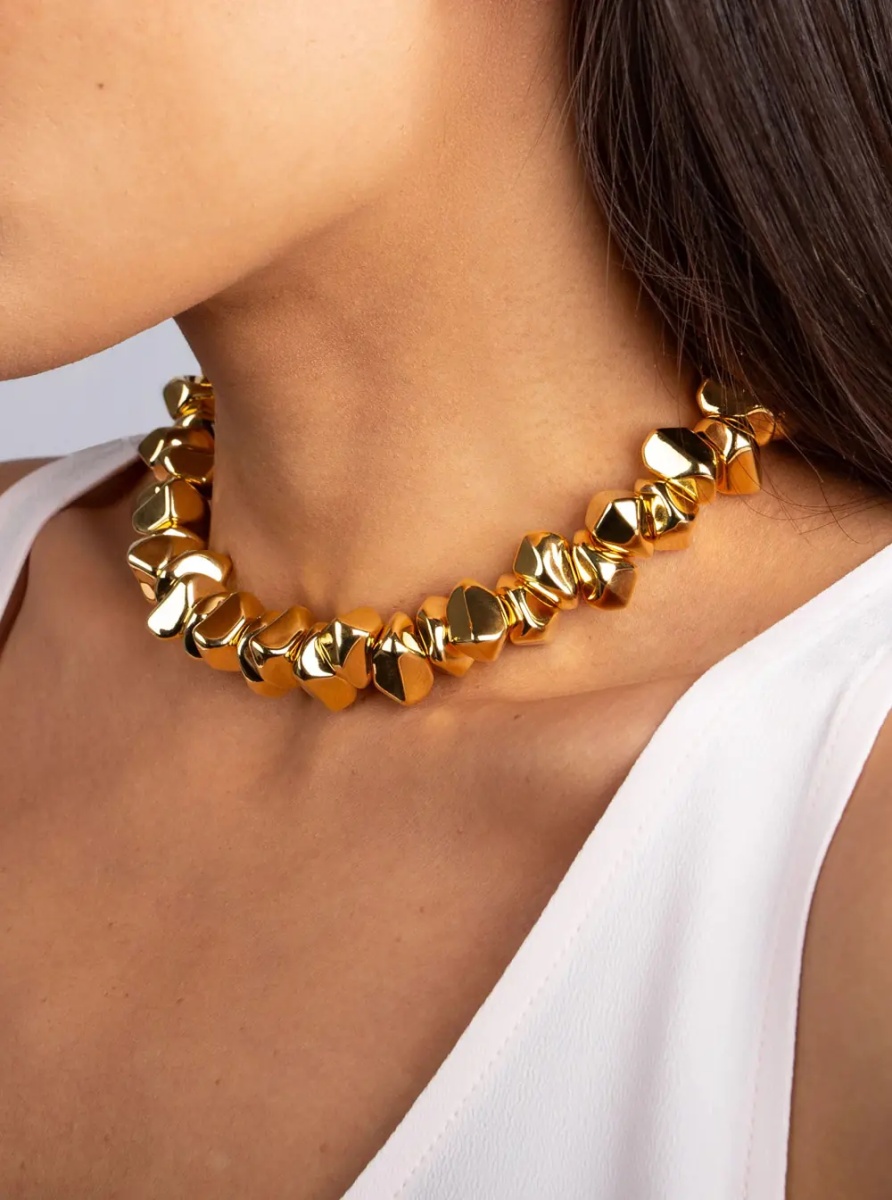 Coliere Necklace 'LACE SMALL STONE' with Elegant Design in Gold Metal for Women - Img 3