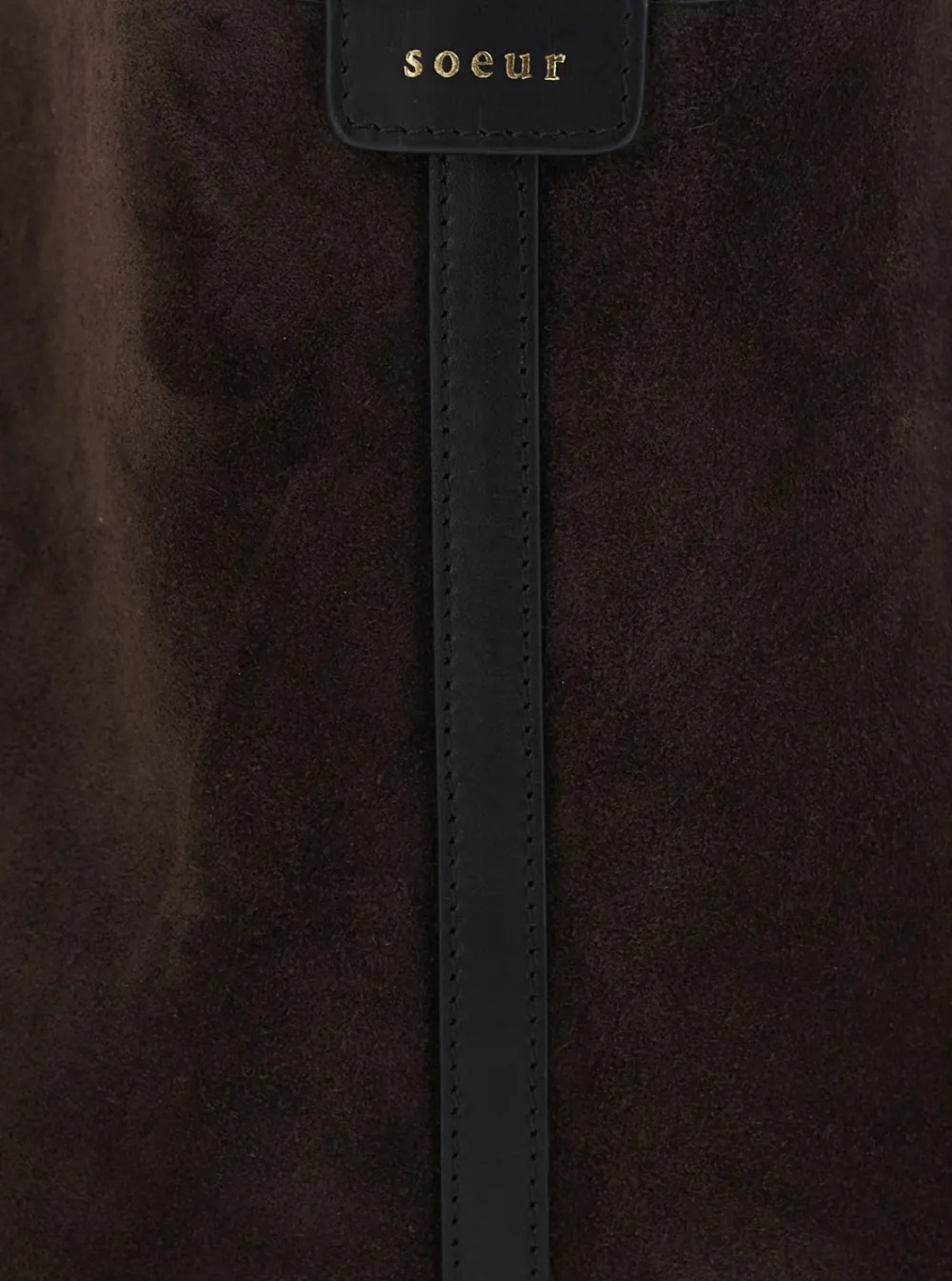 Geanta de umar 'Delice' Brown Shoulder Bag with Shoulder Strap and Logo Patch on the Front in Suede for Women - Img 3