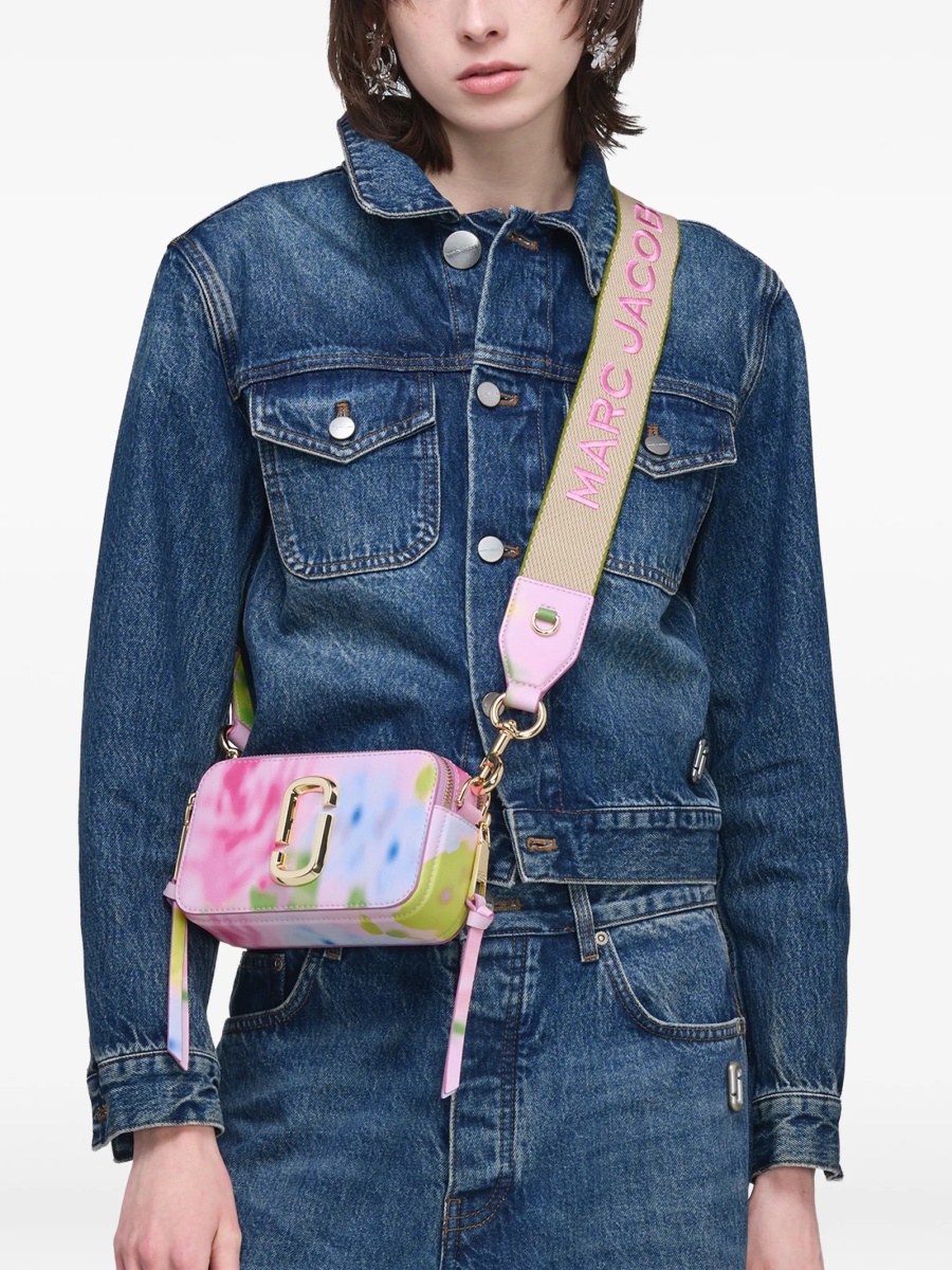 Geanta de umar Marc Jacobs snapshot roz din poliuretan si piele - Img 2