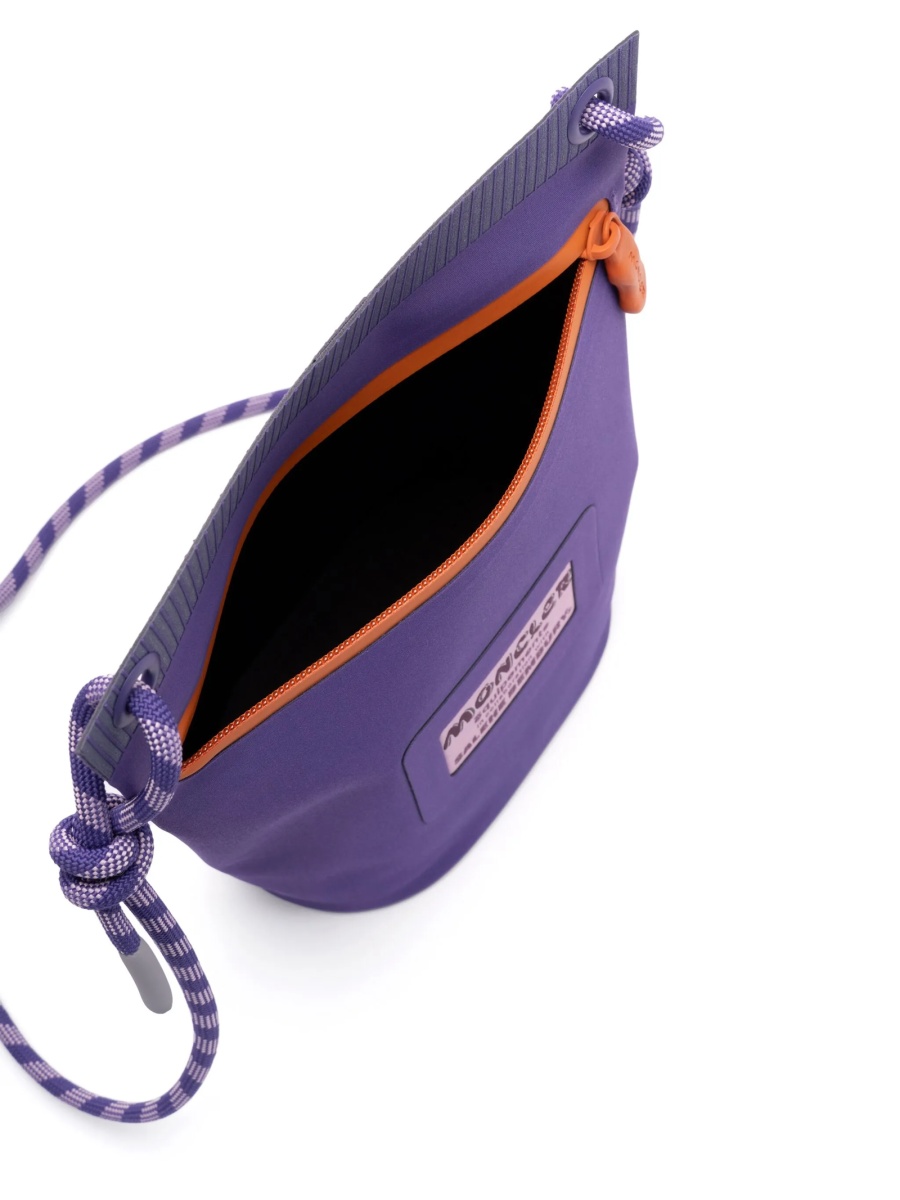 Geanta de umar Moncler violet din poliamida - Img 4