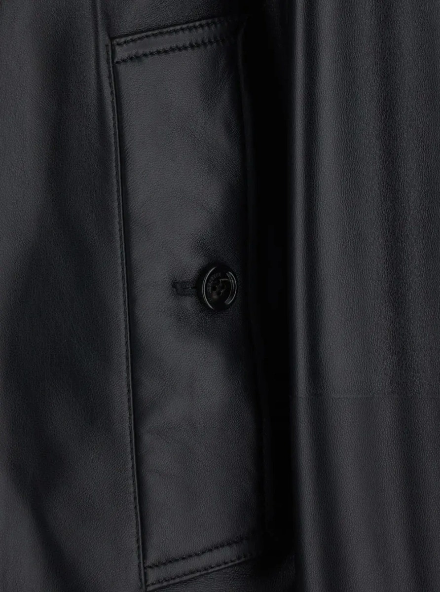 Jacheta Burberry neagra din piele - Img 3