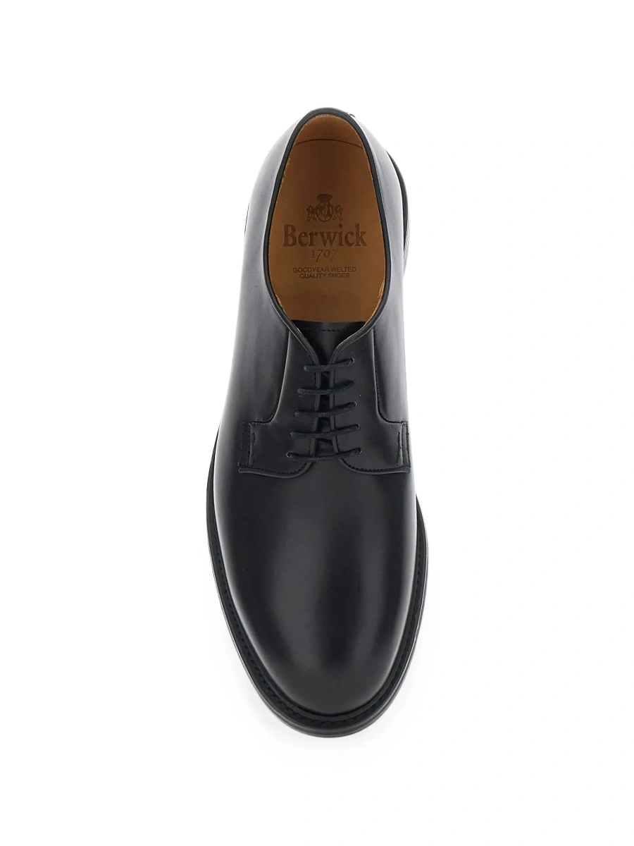Pantofi Black lace-up shoe with rounded toe and front laces in leather for men - Img 6