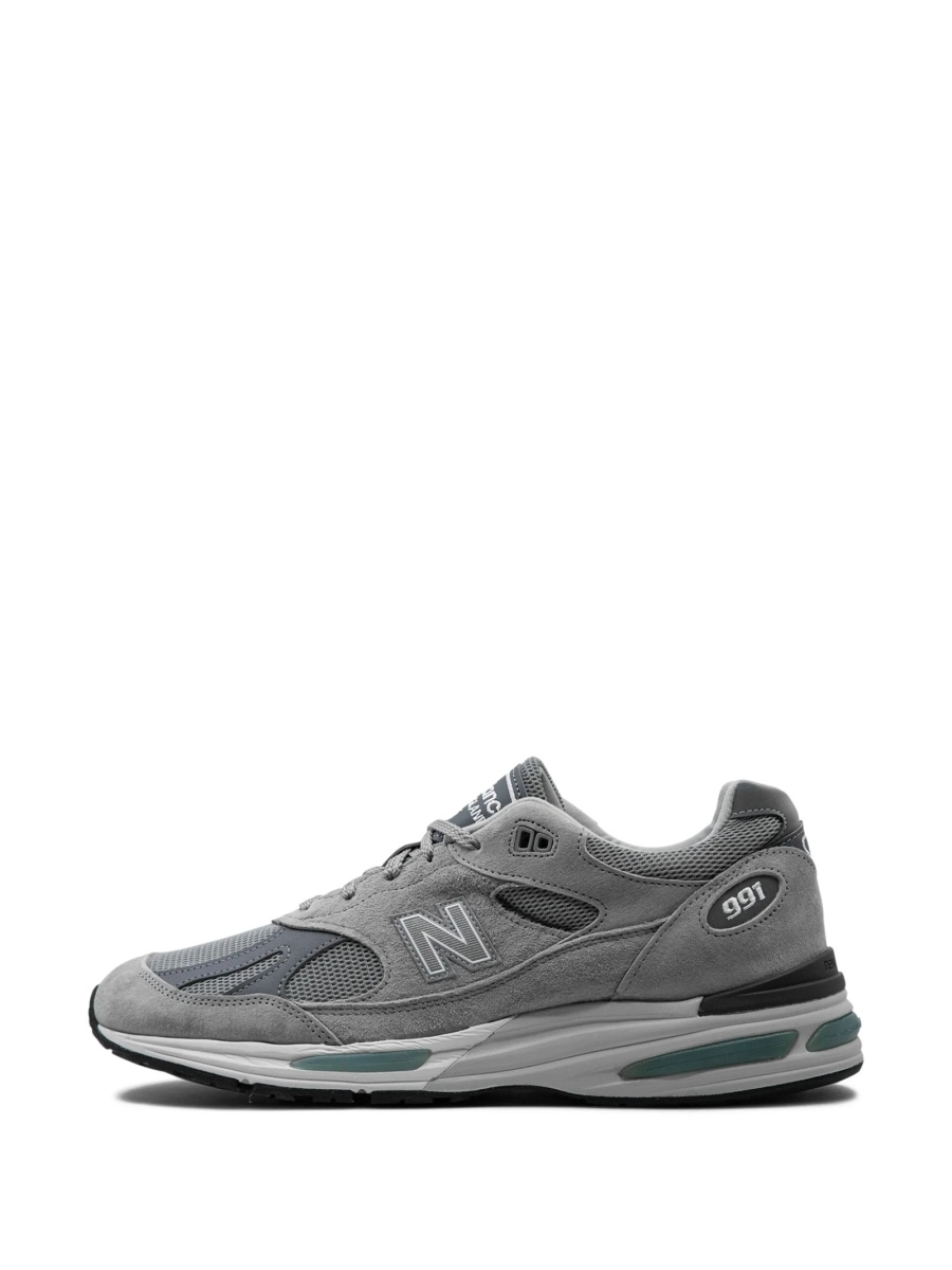 Sneakers New Balance gri din piele intoarsa - Img 5