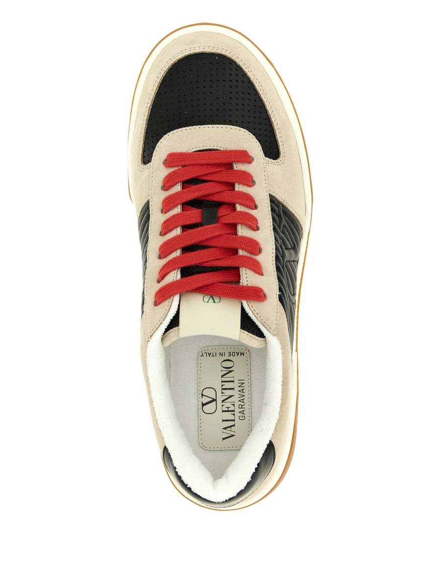 Sneakers Valentino Garavani neutri din piele - Img 3