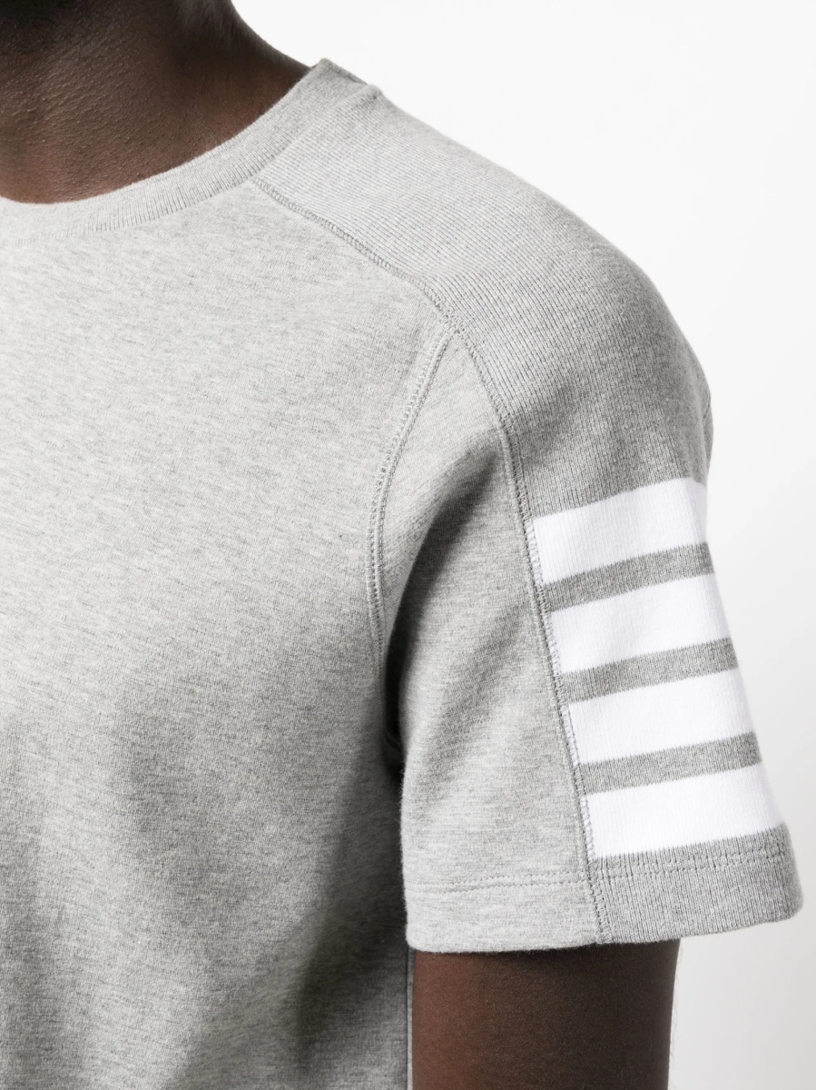 Tricou Thom Browne gri din bumbac - Img 5