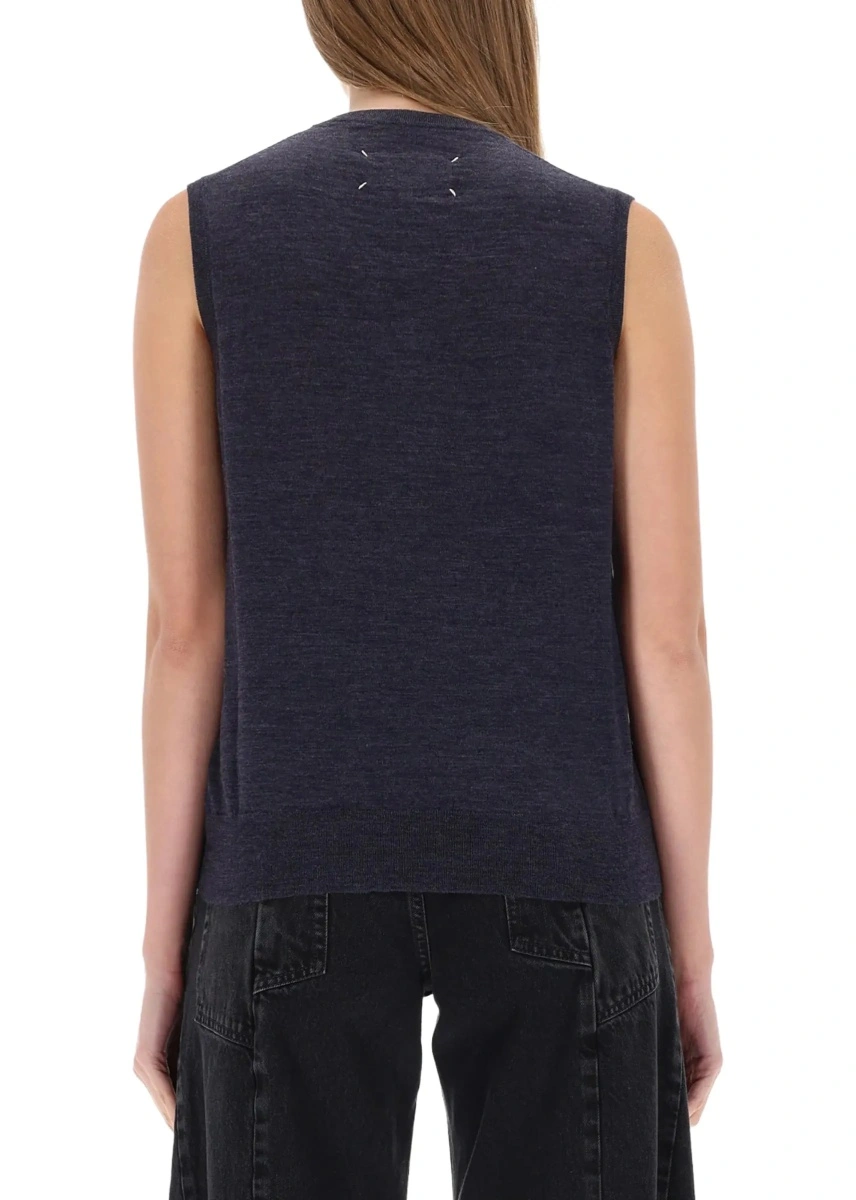 Vesta V-Neck Vest - Img 3