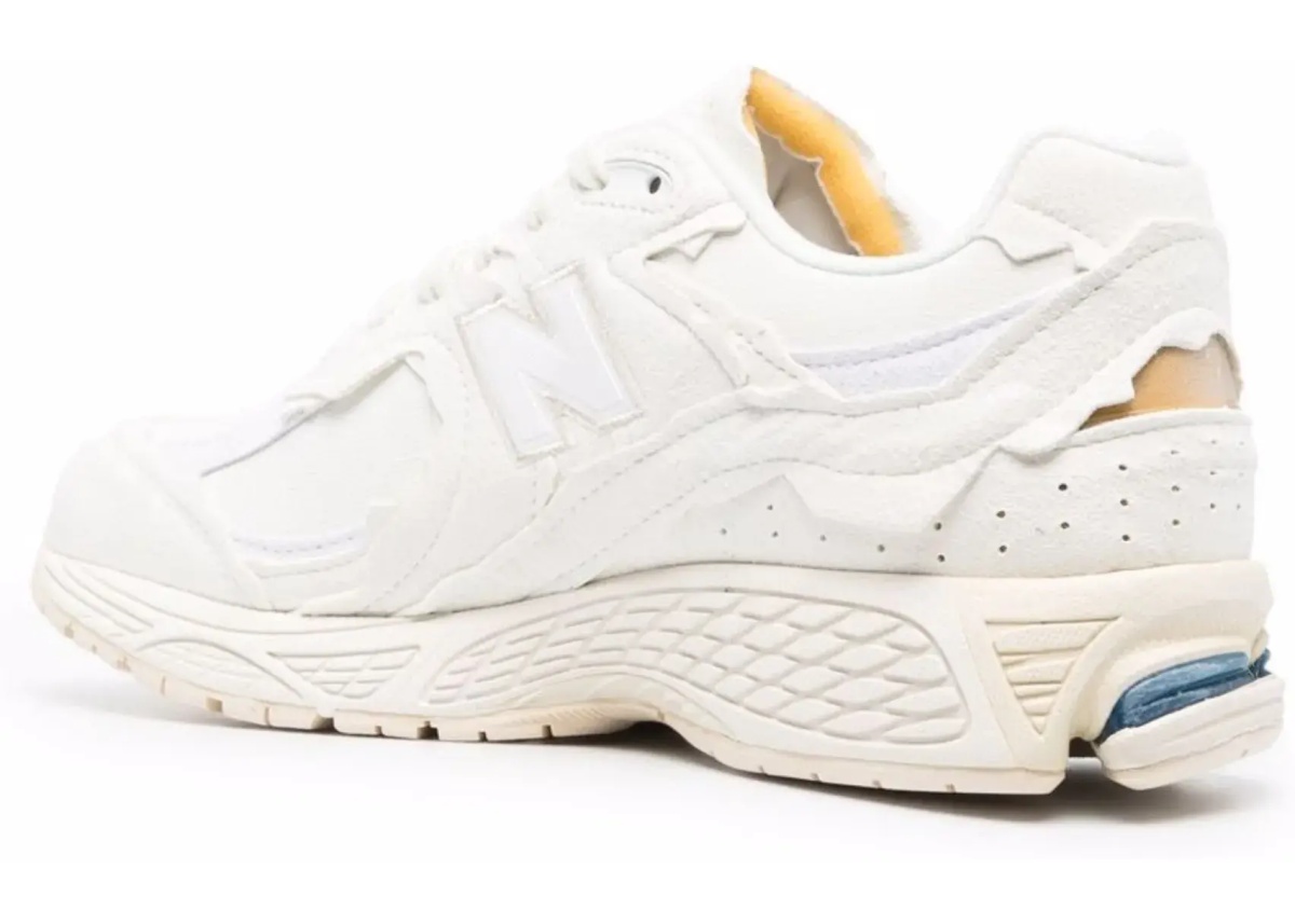 2002R Sneakers - Img 3