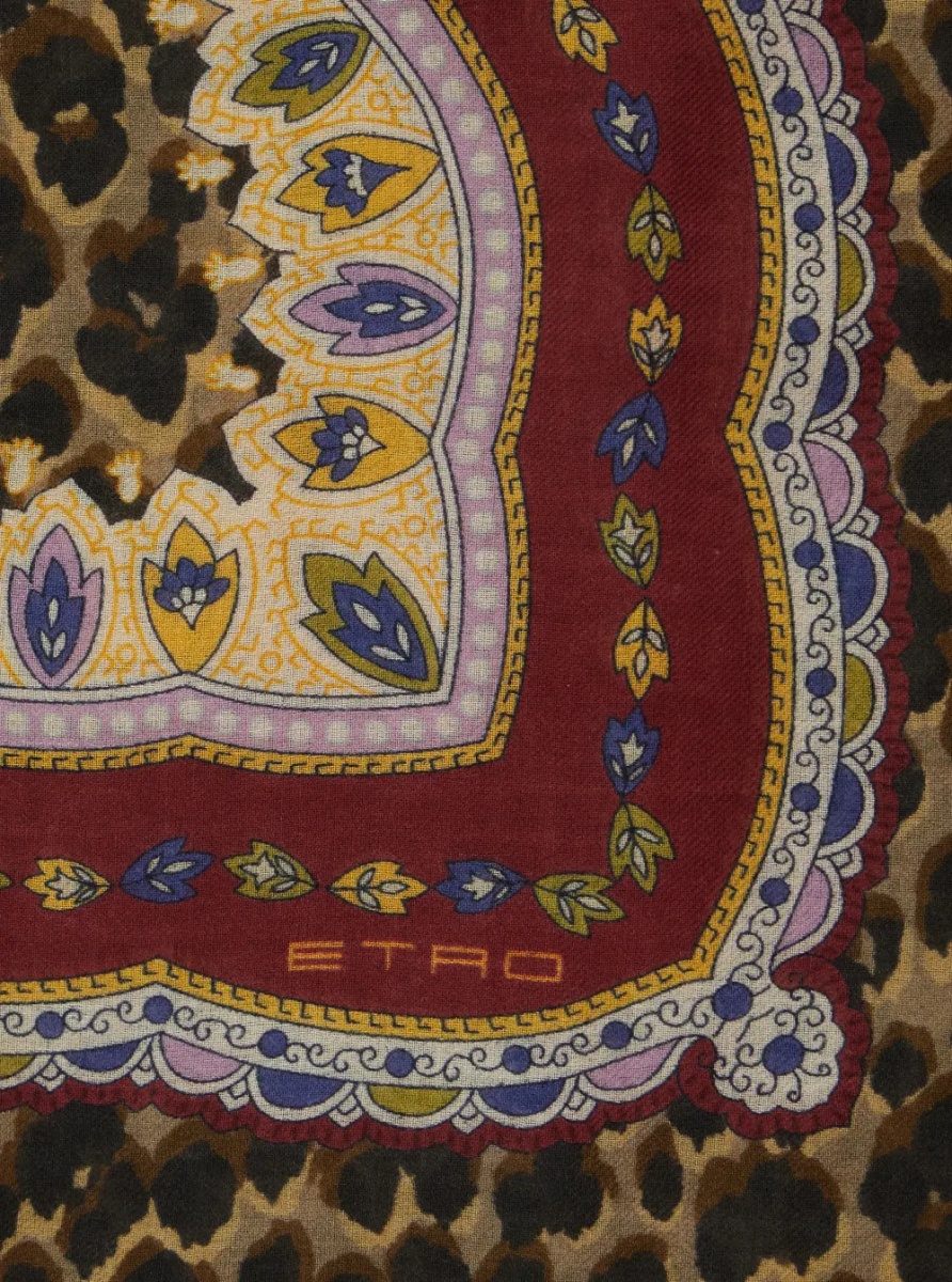 Esarfa 'Aida' multicolor Scarf with logo lettering and all-over print in modal and cashmere for women - Img 3