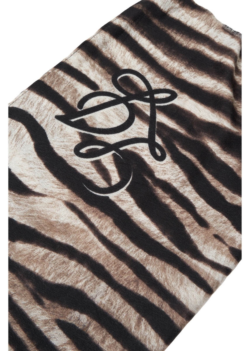 Esarfa Scarf with animal print - Img 4