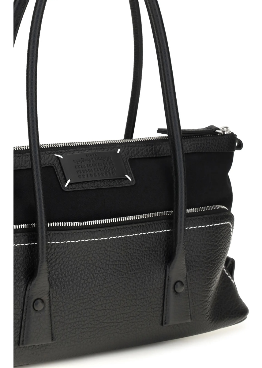 Geanta de umar 5AC Shoulder Bag in leather with logo - Img 4