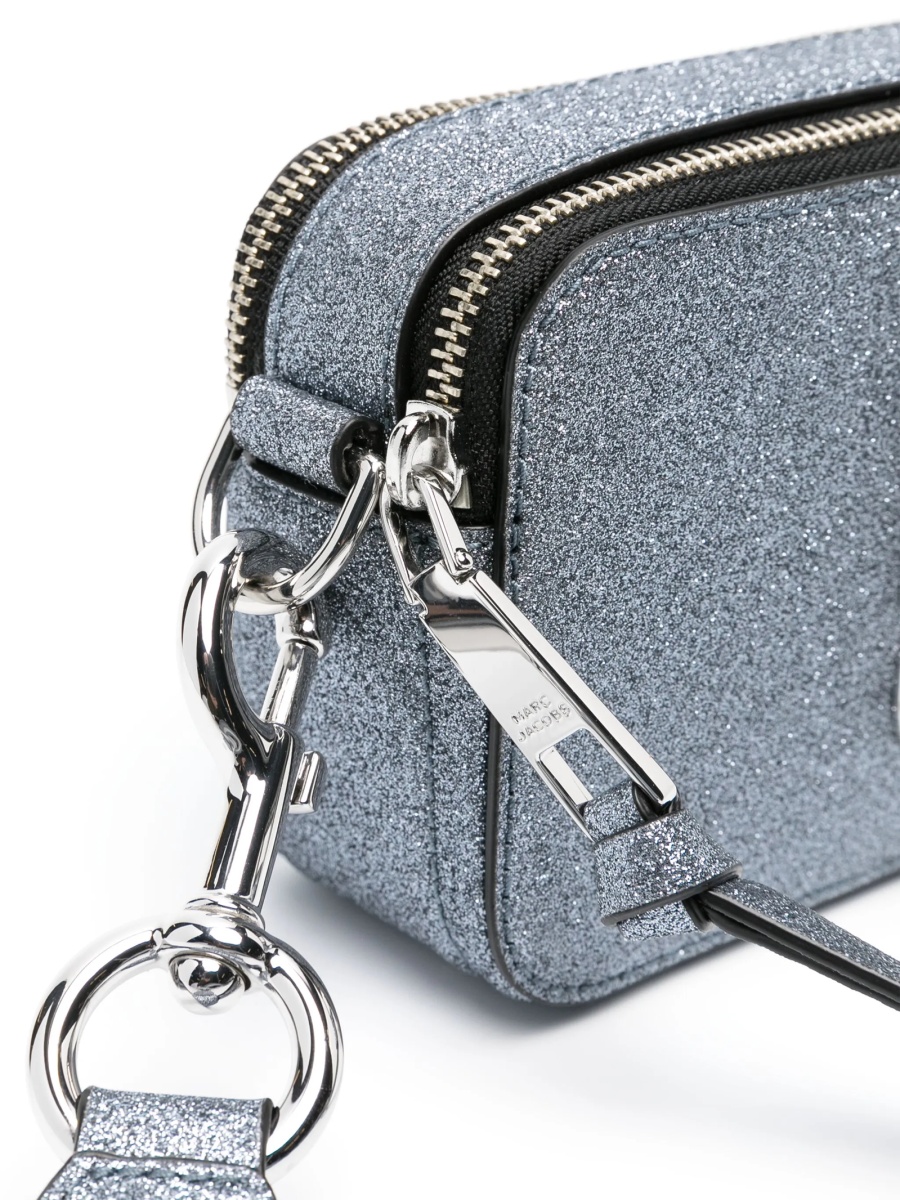Geanta tip postas Marc Jacobs snapshot argintie din piele - Img 4