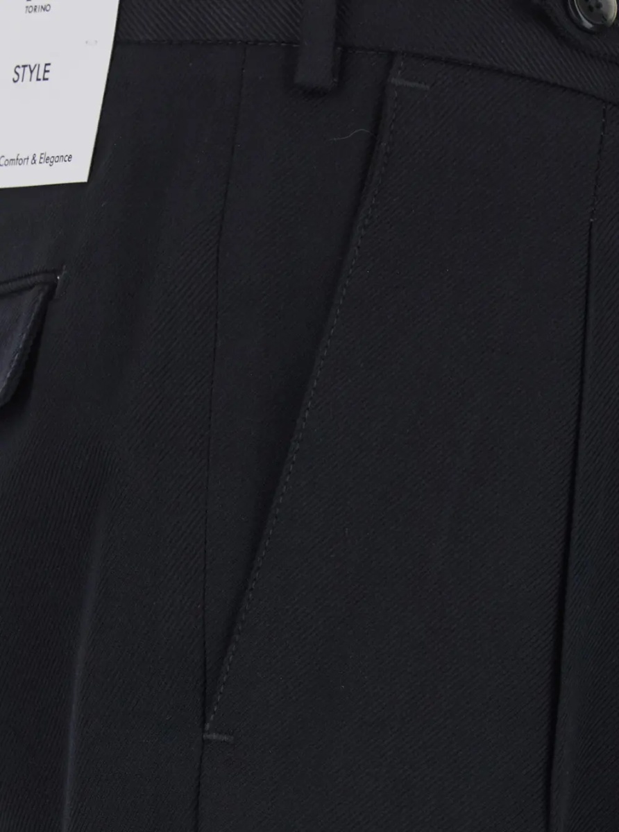 Pantaloni Black Pants with Belt Loops and Front Pleats in Tech Fabric for Men - Img 3