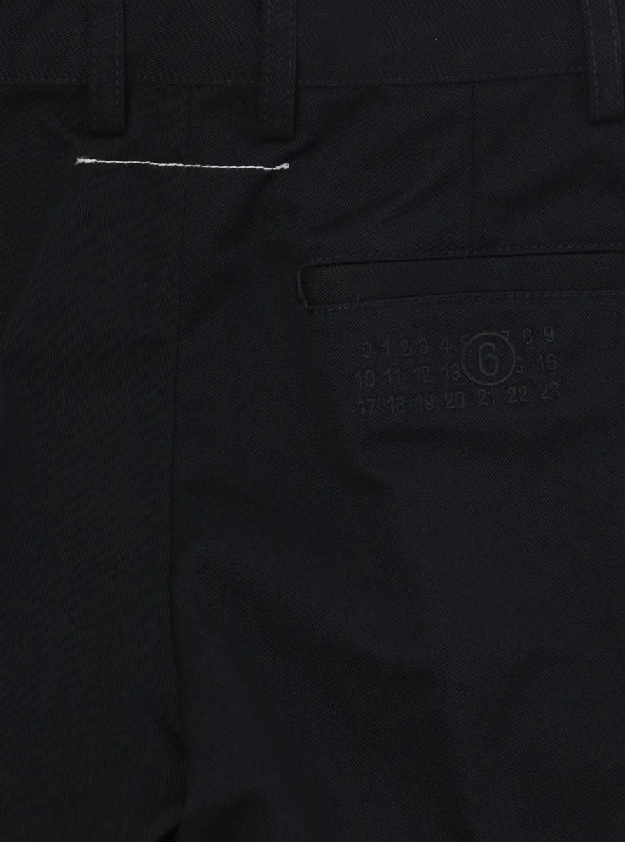 Pantaloni MM6 MAISON MARGIELA KIDS negri din bumbac - Img 3
