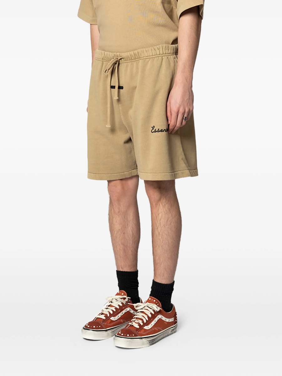 Pantaloni scurti Fear Of God Essentials neutri - Img 3