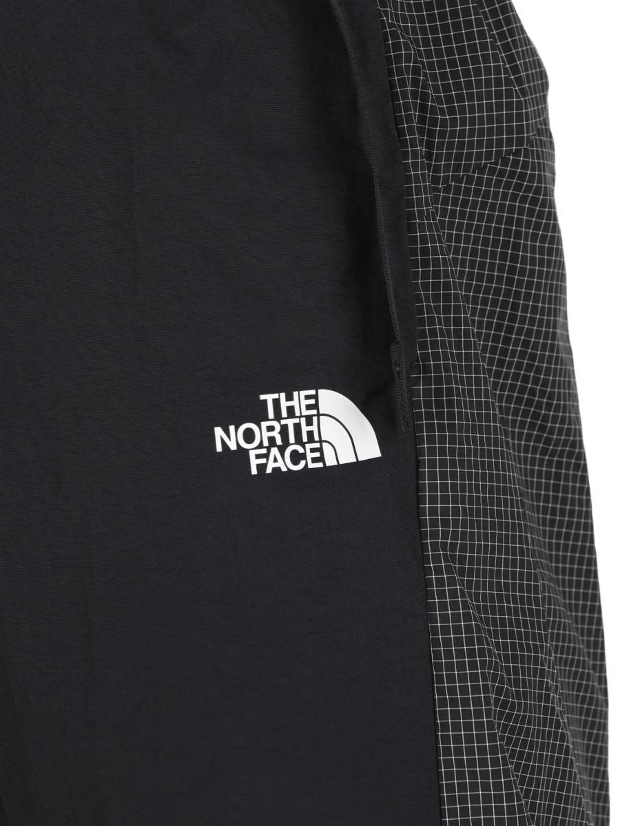 Pantaloni scurti The North Face negri - Img 4