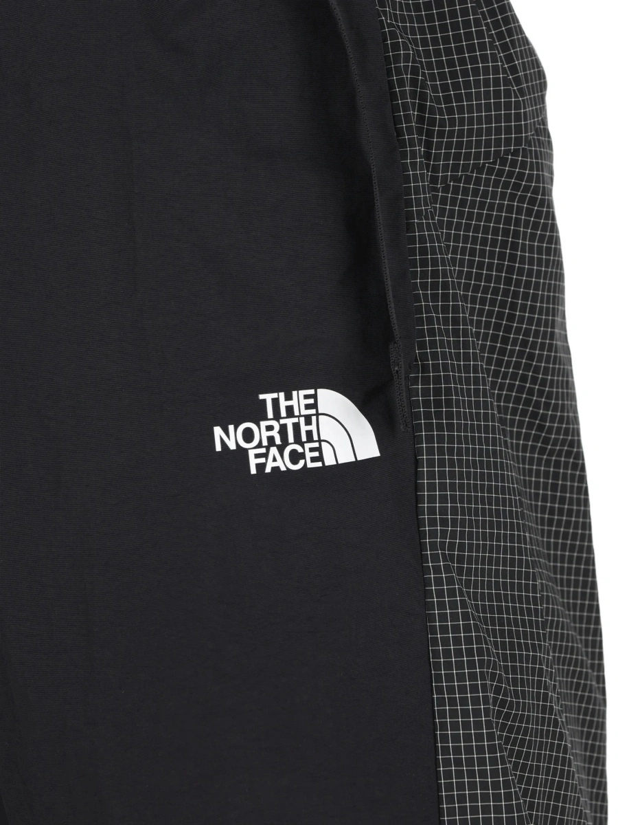 Pantaloni scurti The North Face negri - Img 4