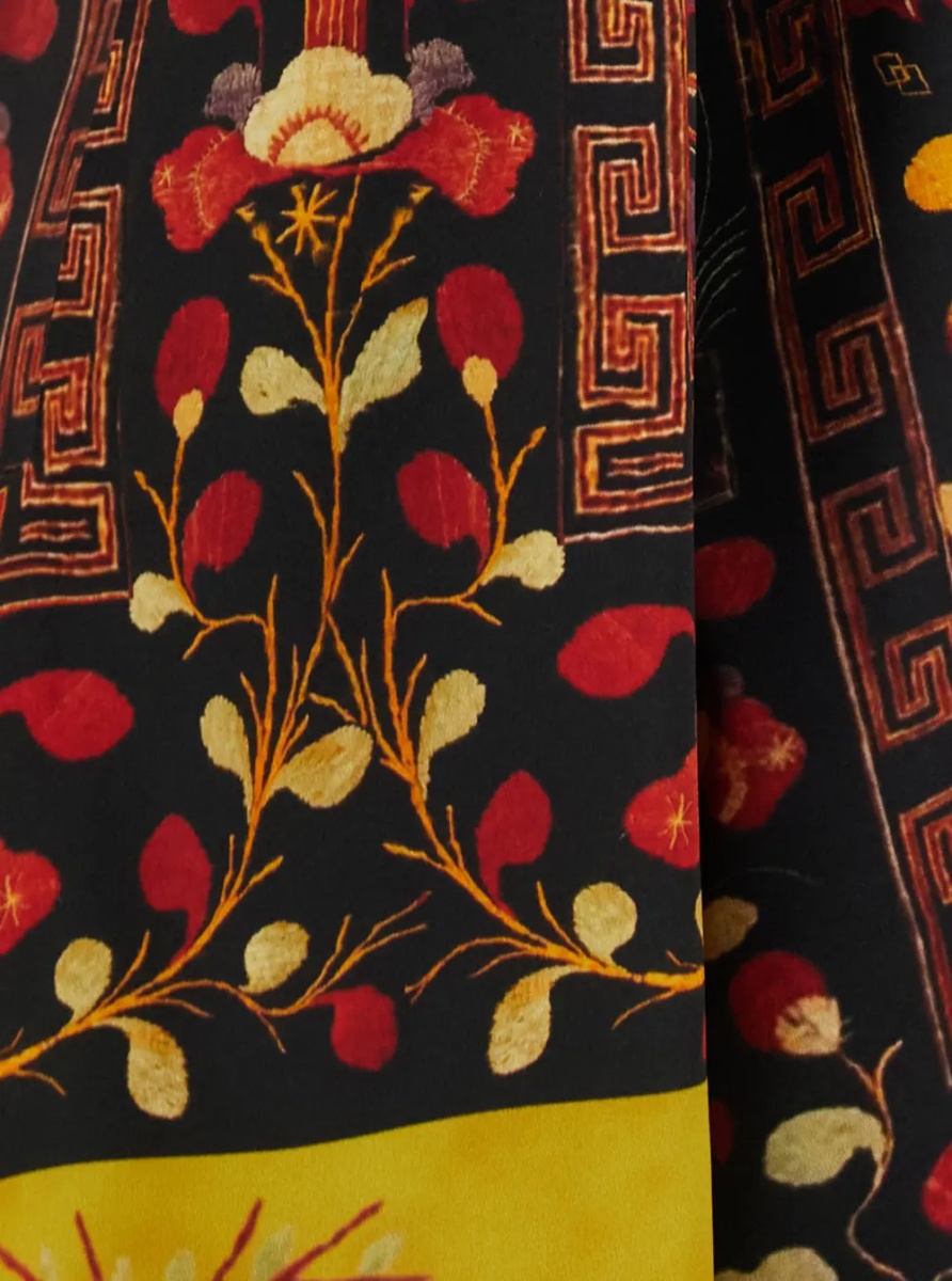 Pulover DAWN Robe with dragon and phoenix print in multicolored silk and spandex for women - Img 3