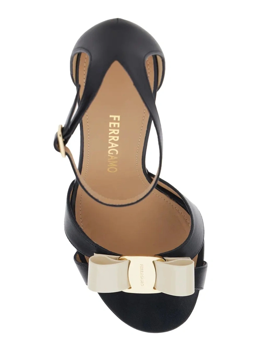 Sandale cu toc Ferragamo negre din piele - Img 4