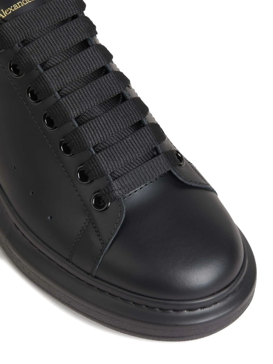 Sneakers Alexander McQueen negri din piele - Img 3